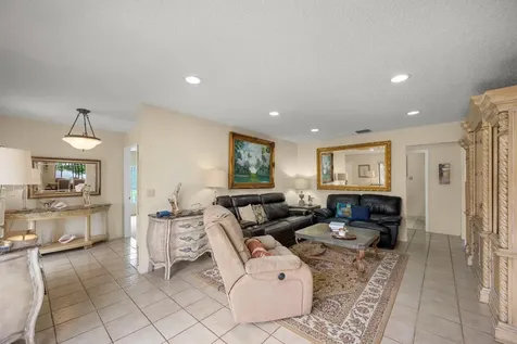 5871 Mirror Lakes Boulevard Boynton Beach FL 33472