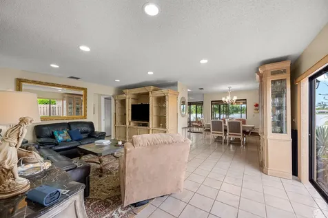 5871 Mirror Lakes Boulevard Boynton Beach FL 33472