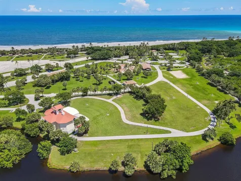 807 Xanadu Place Jupiter FL 33477