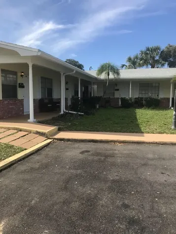 1777 Highland Avenue Vero Beach FL 32960