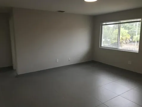 142 SW 8th Avenue Delray Beach FL 33444