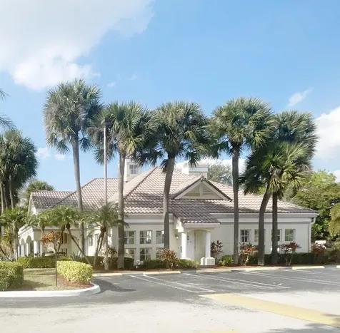 815 W Boynton Beach Boulevard Boynton Beach FL 33426