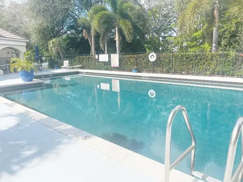 815 W Boynton Beach Boulevard Boynton Beach FL 33426