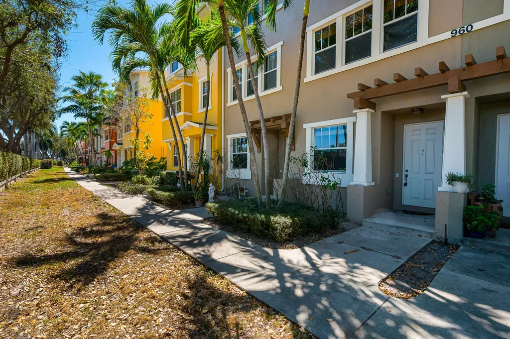 960 Millbrae Court West Palm Beach FL 33401