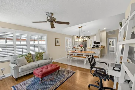 8323 Old Forest Road Palm Beach Gardens FL 33410