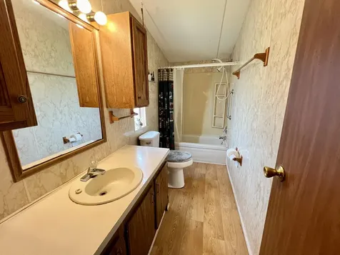 1303 Jordan Loop Okeechobee FL 34974