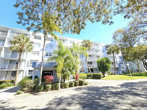 470 Executive Center Drive West Palm Beach FL 33401