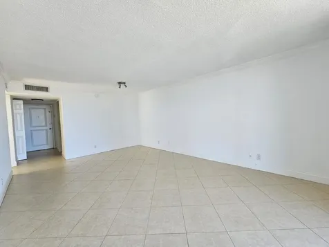 470 Executive Center Drive West Palm Beach FL 33401