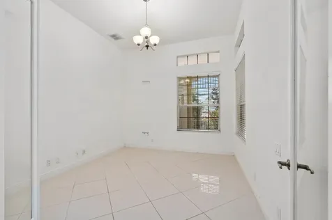 104 NW Rockbridge Court Port Saint Lucie FL 34986