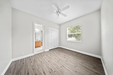 104 NW Rockbridge Court Port Saint Lucie FL 34986