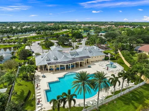 104 NW Rockbridge Court Port Saint Lucie FL 34986