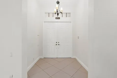 104 NW Rockbridge Court Port Saint Lucie FL 34986