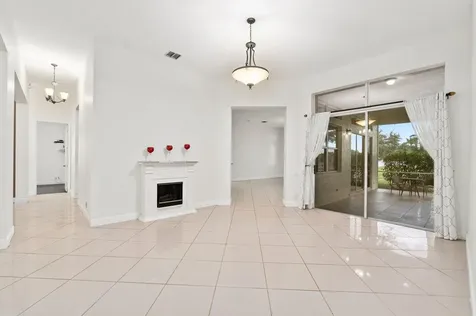 104 NW Rockbridge Court Port Saint Lucie FL 34986