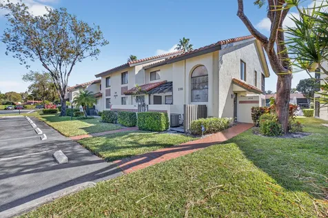 10279 N Circle Lake Drive Boynton Beach FL 33437
