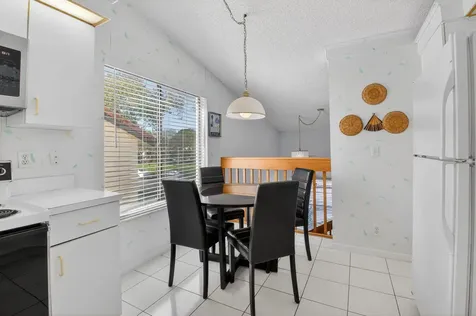 10279 N Circle Lake Drive Boynton Beach FL 33437