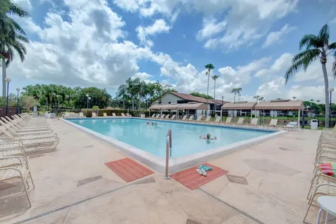 10279 N Circle Lake Drive Boynton Beach FL 33437