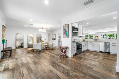711 Ne 69th Street Boca Raton FL 33487