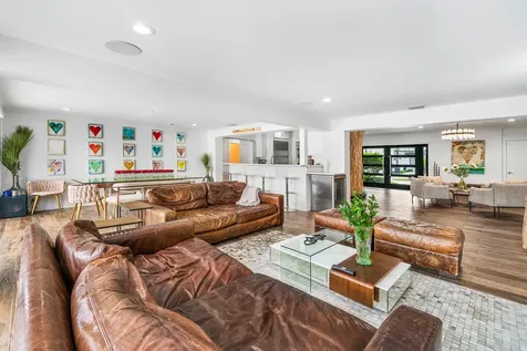 711 Ne 69th Street Boca Raton FL 33487