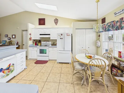 8525 Sw 9th Street Okeechobee FL 34974