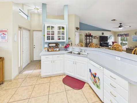 8525 Sw 9th Street Okeechobee FL 34974