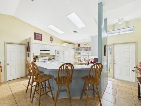 8525 Sw 9th Street Okeechobee FL 34974