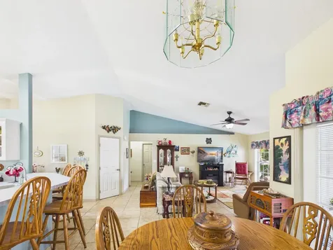 8525 Sw 9th Street Okeechobee FL 34974