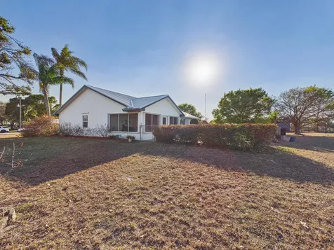 8525 Sw 9th Street Okeechobee FL 34974