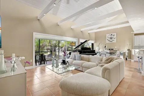 6890 Willow Wood Drive Boca Raton FL 33434