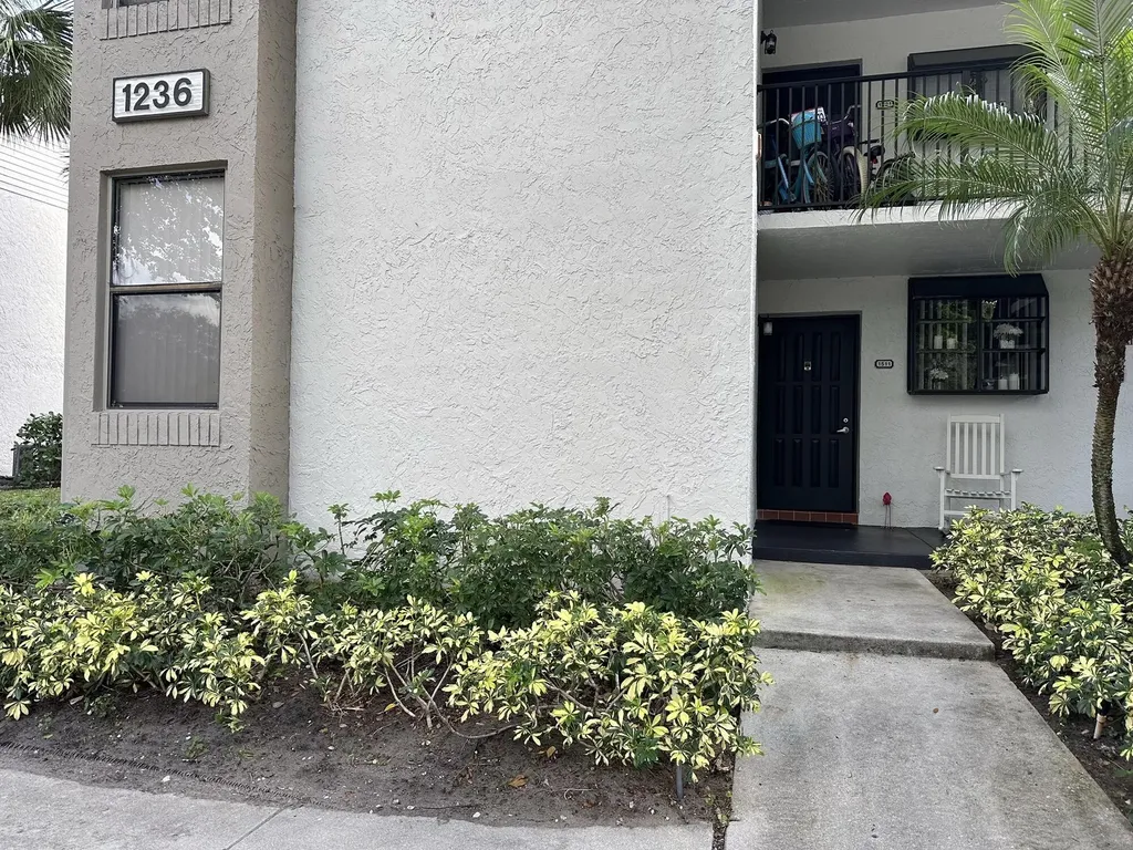 1236 S Military Trail Deerfield Beach FL 33442