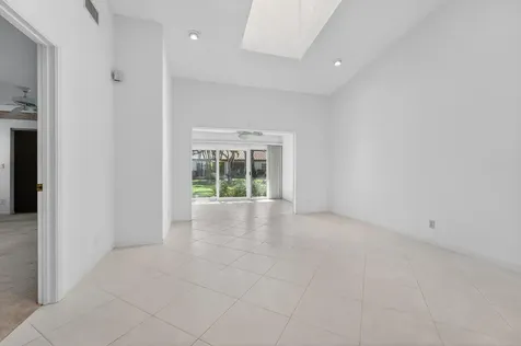 6045 Waldwick Circle Delray Beach FL 33484