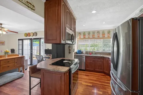 6091 Sw 12th Street West Miami FL 33144