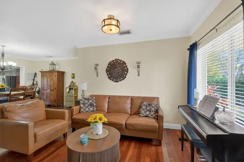6091 Sw 12th Street West Miami FL 33144