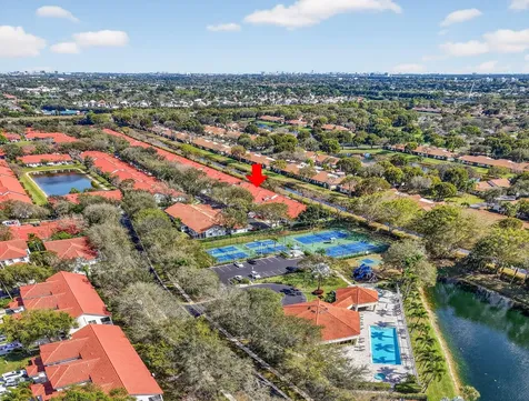 8298 Via Di Veneto Boca Raton FL 33496
