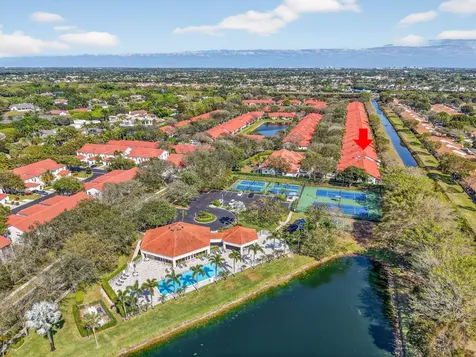 8298 Via Di Veneto Boca Raton FL 33496