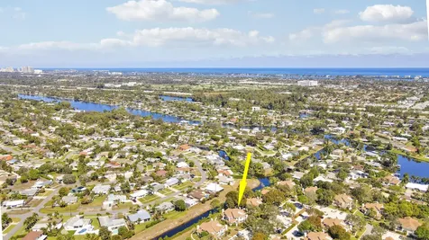 8115 Northboro Court Lake Clarke Shores FL 33406