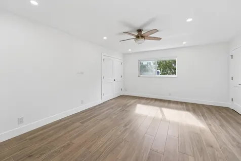 1206 S Lake Drive Lantana FL 33462