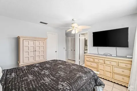 2121 Ne 1st Court Boynton Beach FL 33435
