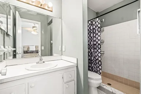 2121 Ne 1st Court Boynton Beach FL 33435