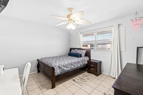 2121 NE 1st Court Boynton Beach FL 33435