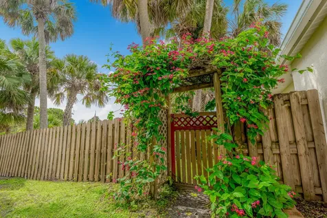 612 SE 6th Street Stuart FL 34994