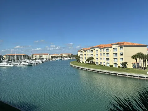 18 Harbour Isle Drive Fort Pierce FL 34949