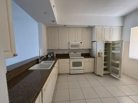 18 Harbour Isle Drive Fort Pierce FL 34949
