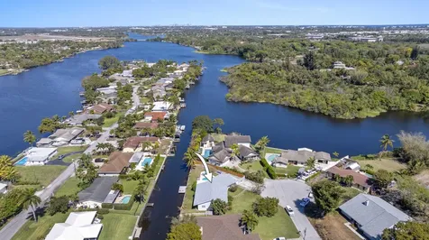 6797 Bayshore Drive Lake Worth FL 33462