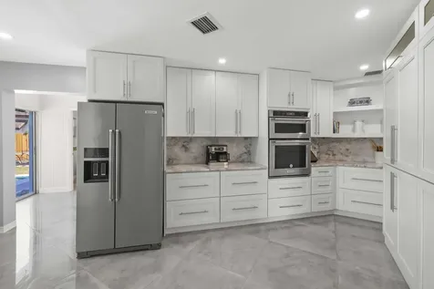 6797 Bayshore Drive Lake Worth FL 33462