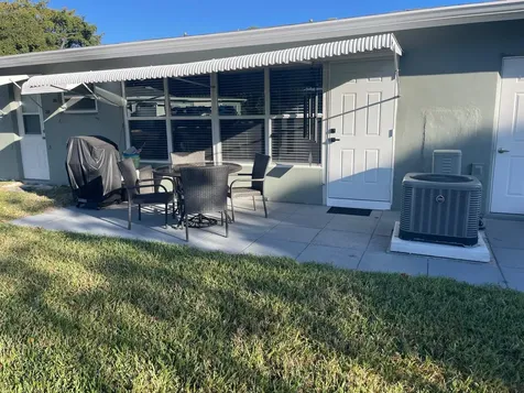 922 South Drive Delray Beach FL 33445