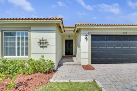 2007 Sw Jamesport Drive Drive Port Saint Lucie FL 34953