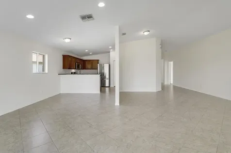 2007 Sw Jamesport Drive Drive Port Saint Lucie FL 34953