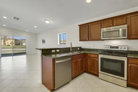 2007 Sw Jamesport Drive Drive Port Saint Lucie FL 34953
