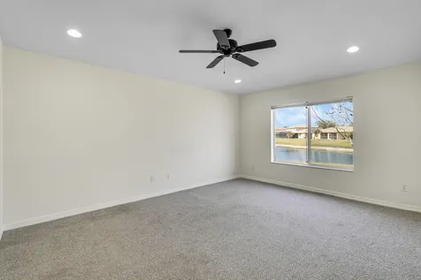 2007 Sw Jamesport Drive Drive Port Saint Lucie FL 34953