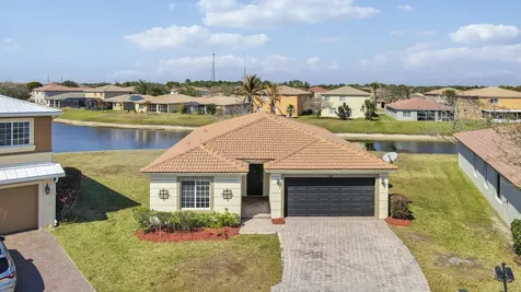 2007 Sw Jamesport Drive Drive Port Saint Lucie FL 34953